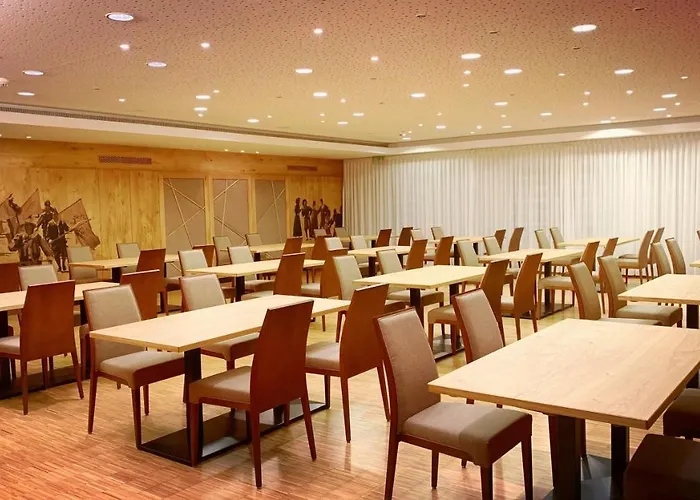 Goldener Hirsch 3* كاوفبويرن