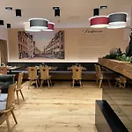 Goldener Hirsch Hotel 3*