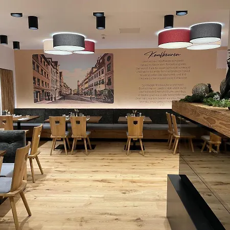 Goldener Hirsch Hotel 3*